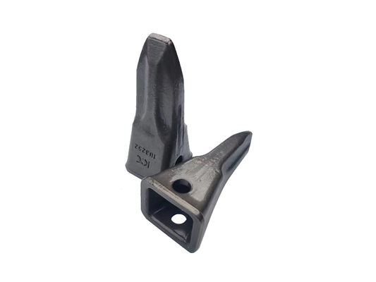 Casting Bucket Teeth Tahan Karat Untuk Suku Cadang Mesin Konstruksi Backhoe