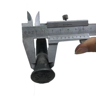 Daya Tahan Tinggi 12,9 Level Baut Track Pad Excavator Tahan Aus